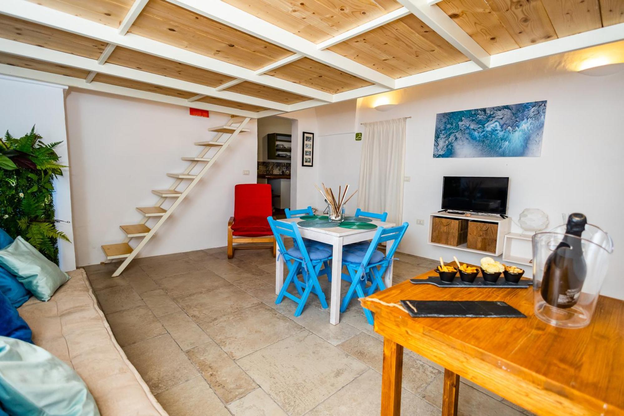 Holiday home Blue Hole Parabita